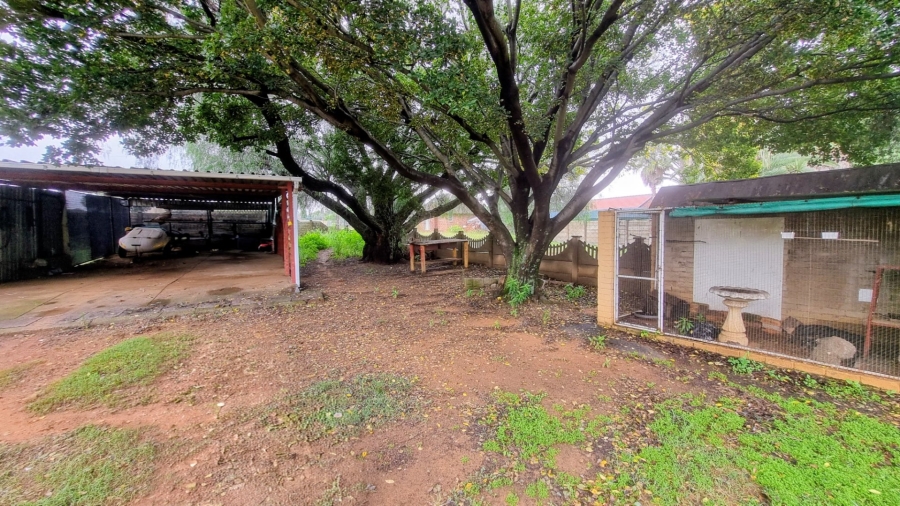 4 Bedroom Property for Sale in Deneysville Free State